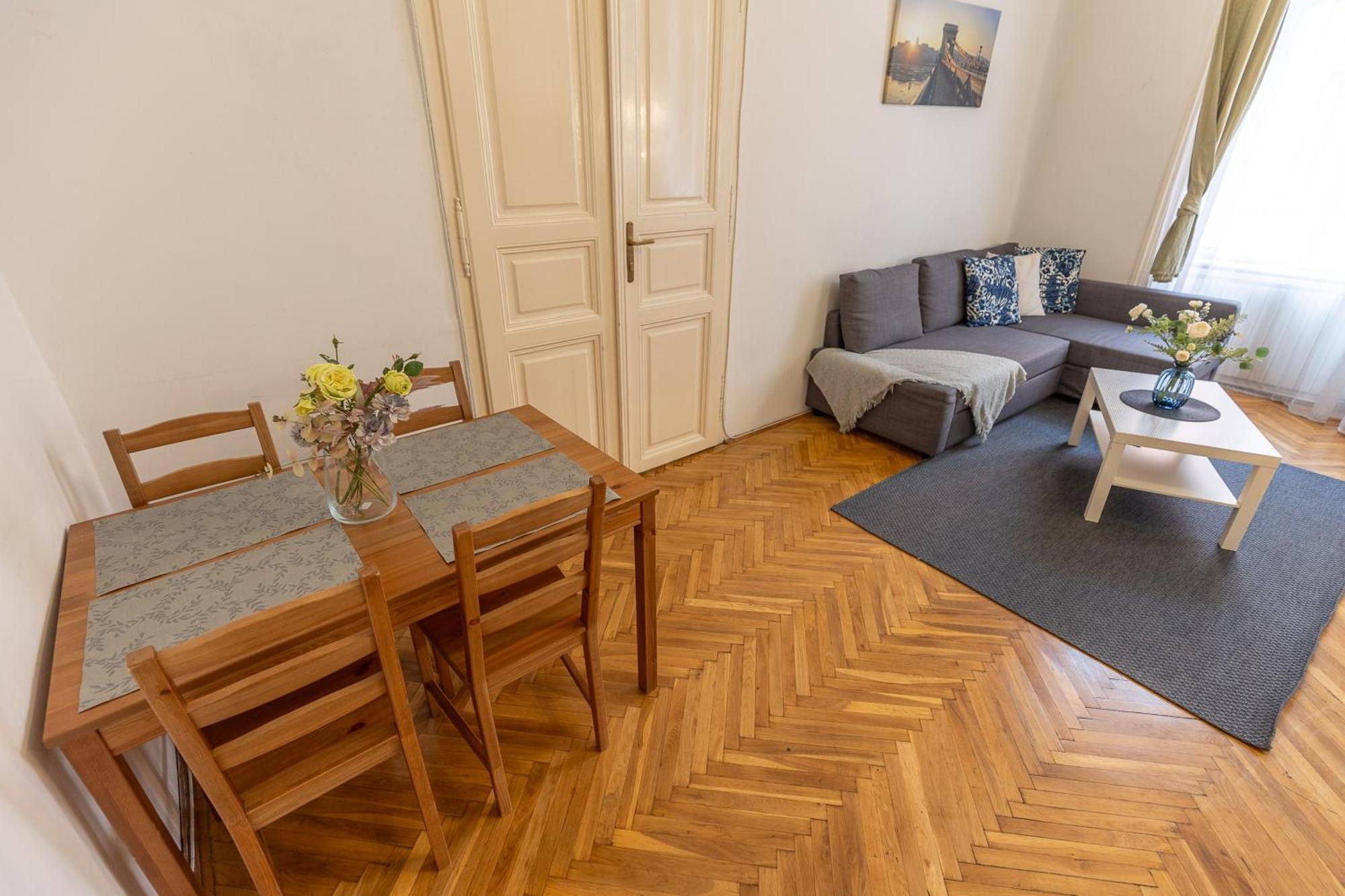 Raday Corner Apartment ブダペスト エクステリア 写真